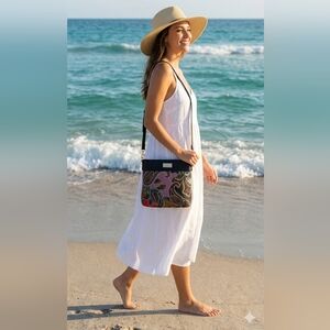 Spartina 449 Cora Hipster Crossbody Multicolored Linen & Black Leather NWOT